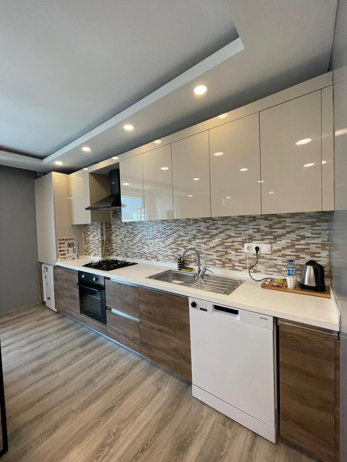 On4 Rooms & Suites Istanboel Buitenkant foto