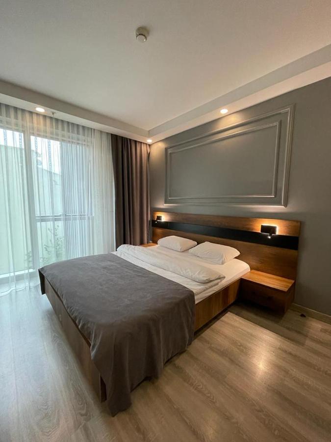 On4 Rooms & Suites Istanboel Buitenkant foto