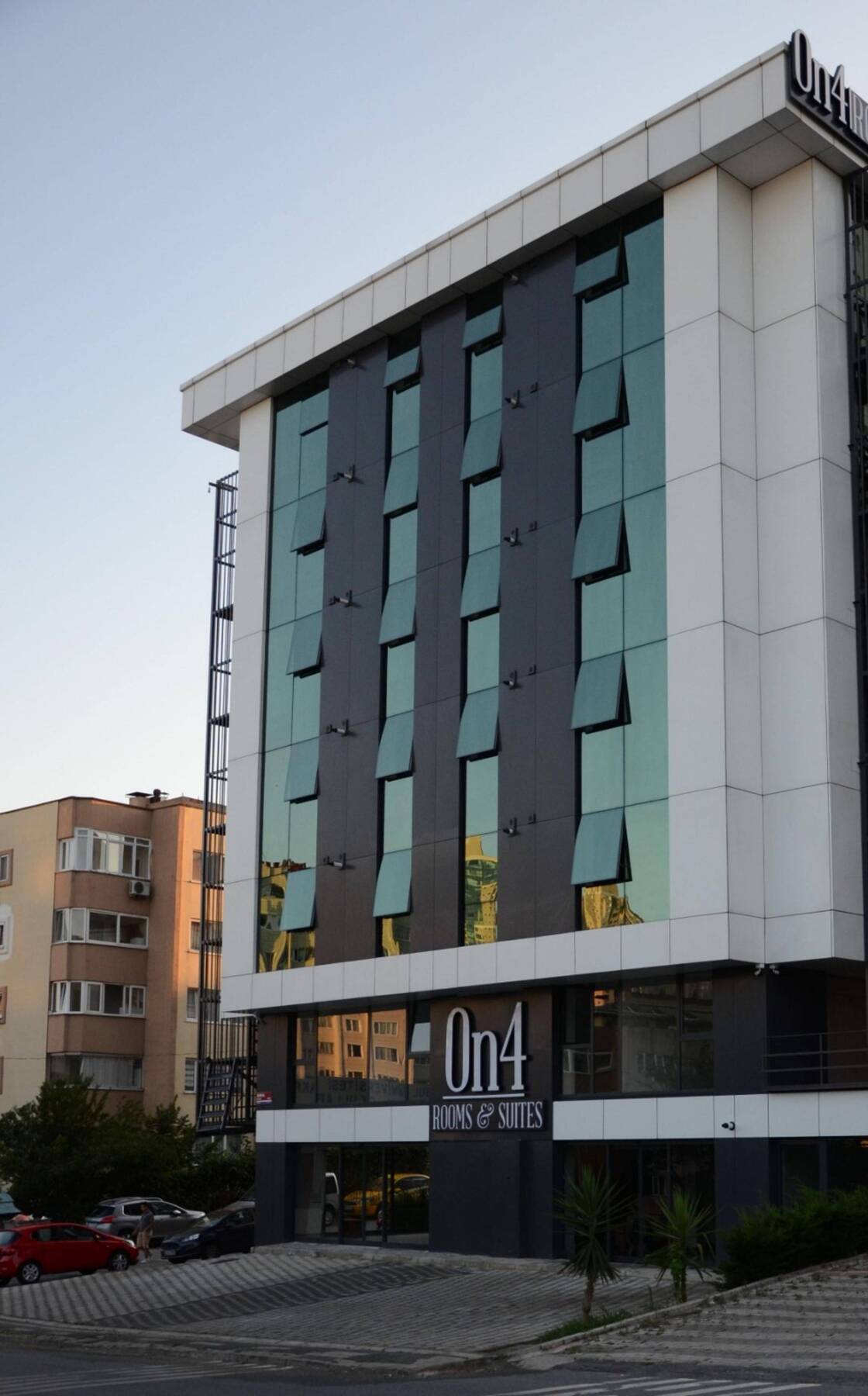 On4 Rooms & Suites Istanboel Buitenkant foto